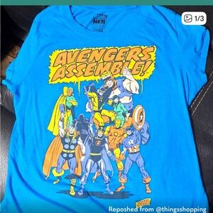 Marvel Heroes Avengers Assemble Vintage short sleeve Blue with color tee in XXL